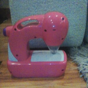 Pink Kids Toy Sowing Machine